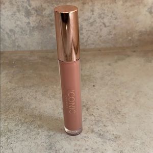 Lip Plumping Gloss